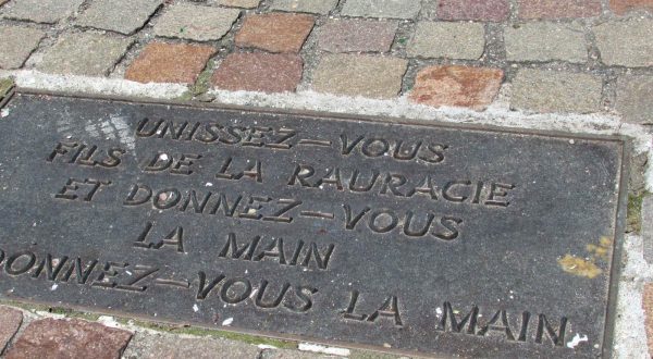 Refrain de la Rauracienne à la place du 23 juin à Bassecourt